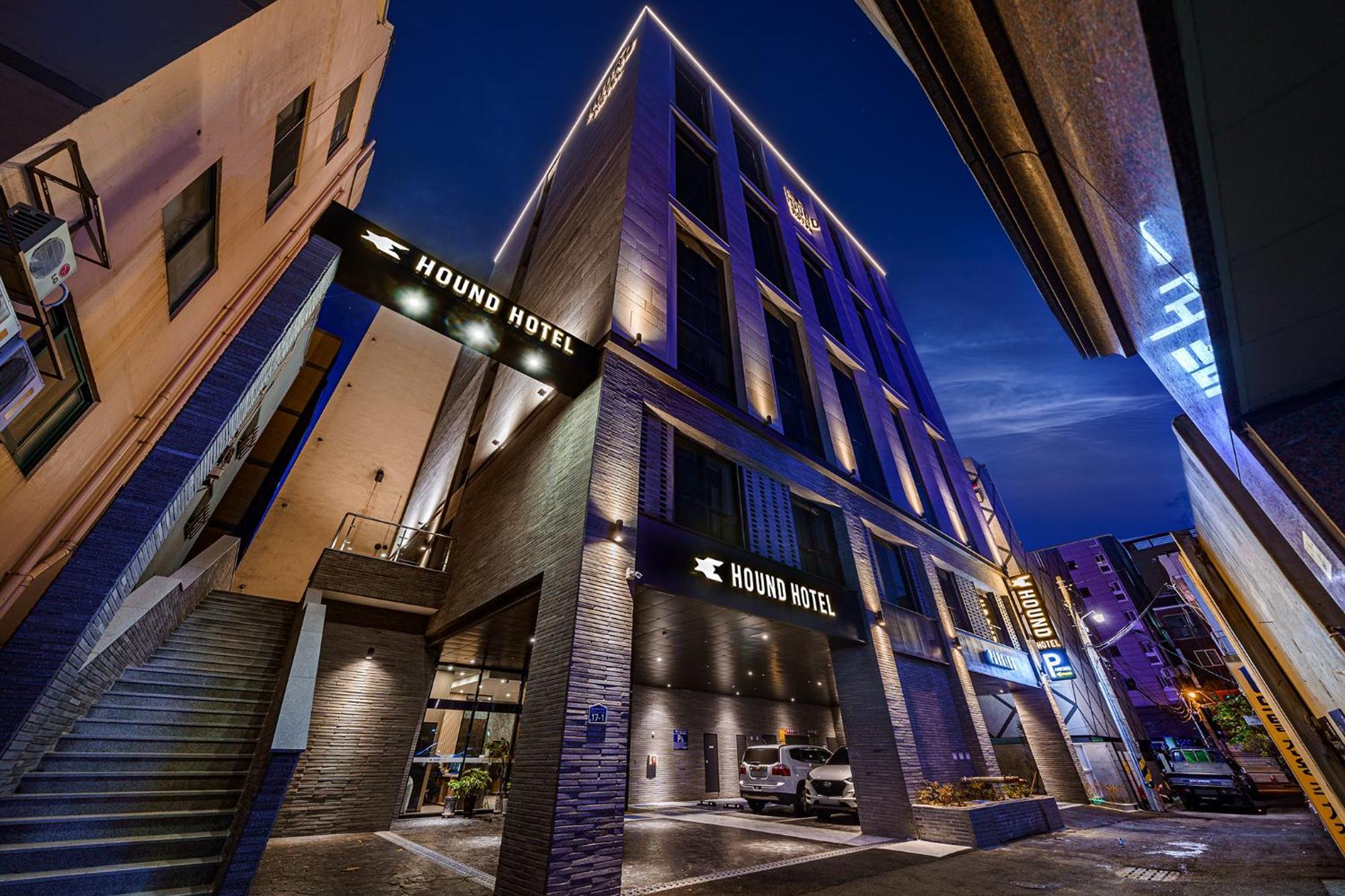 Hotel Hound Hadan