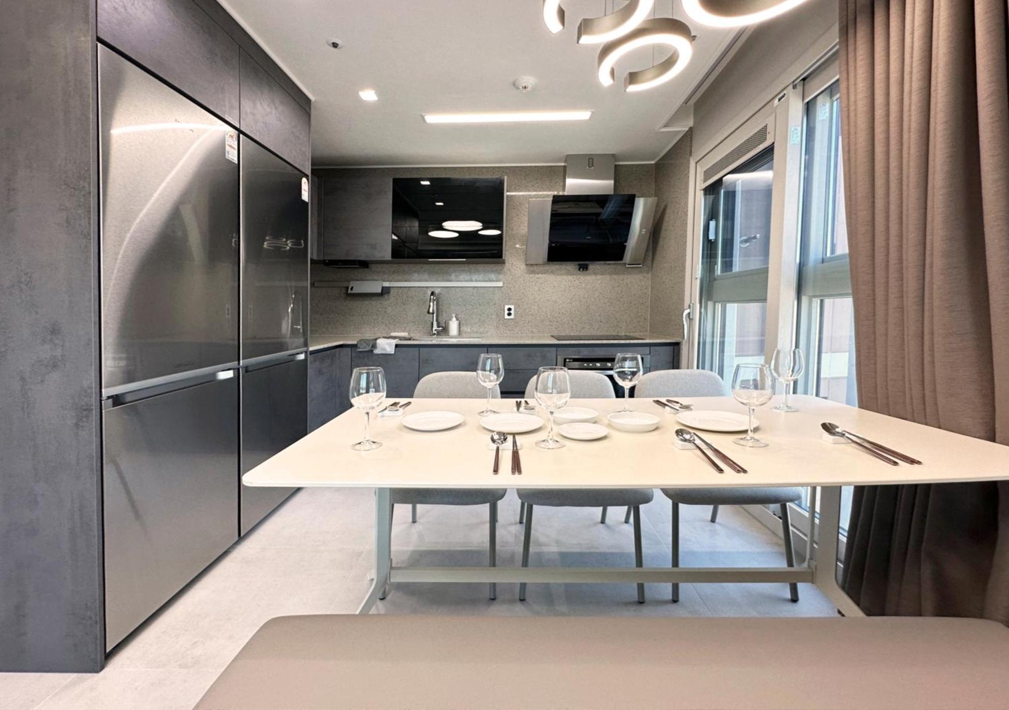 Y Collection By Uh Flat Osiria Aparthotel Busan
