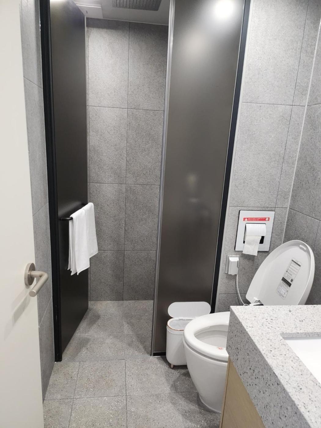 Seomyeon Apartment Busan