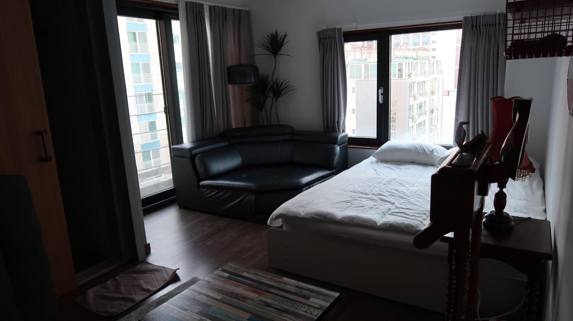 Catnap * Busan