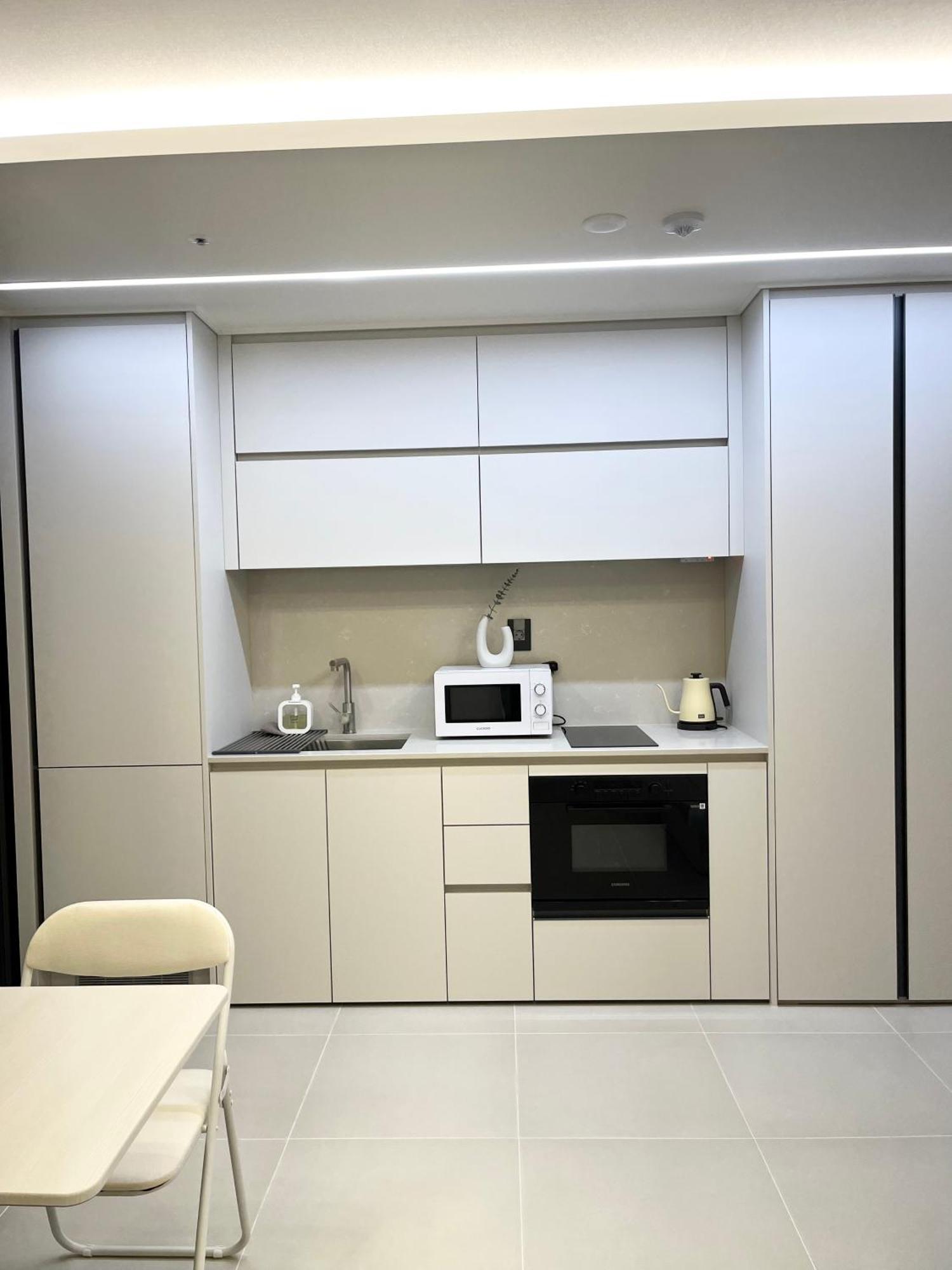 Seomyeon Apartment *