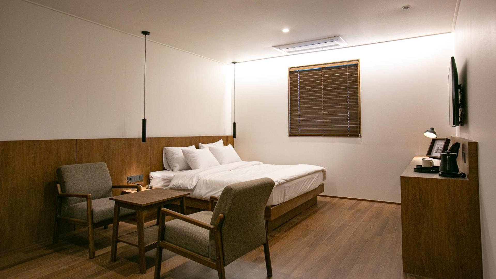 Hotel Yimok *