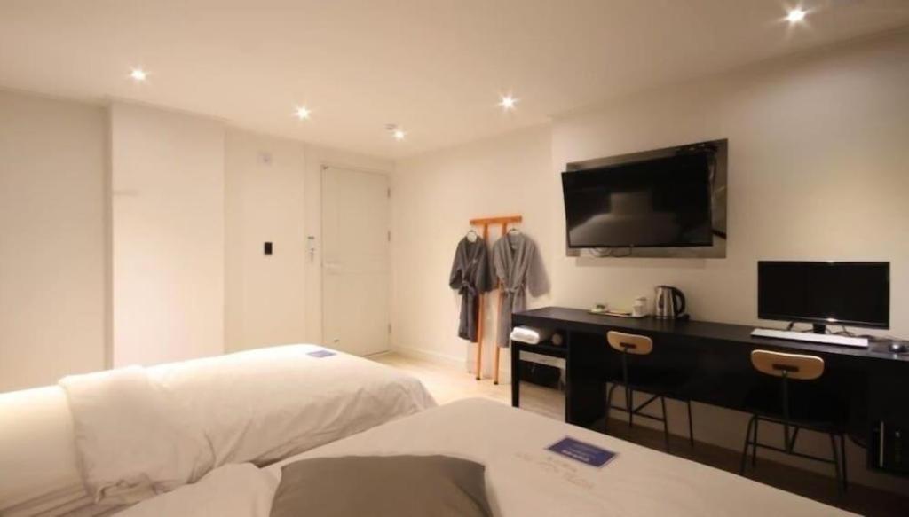 Yam Hotel 2*
