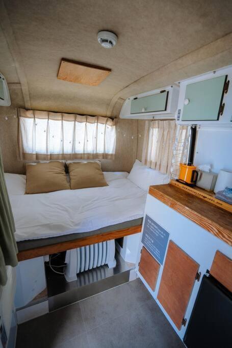 The Moving Caravan * Busan