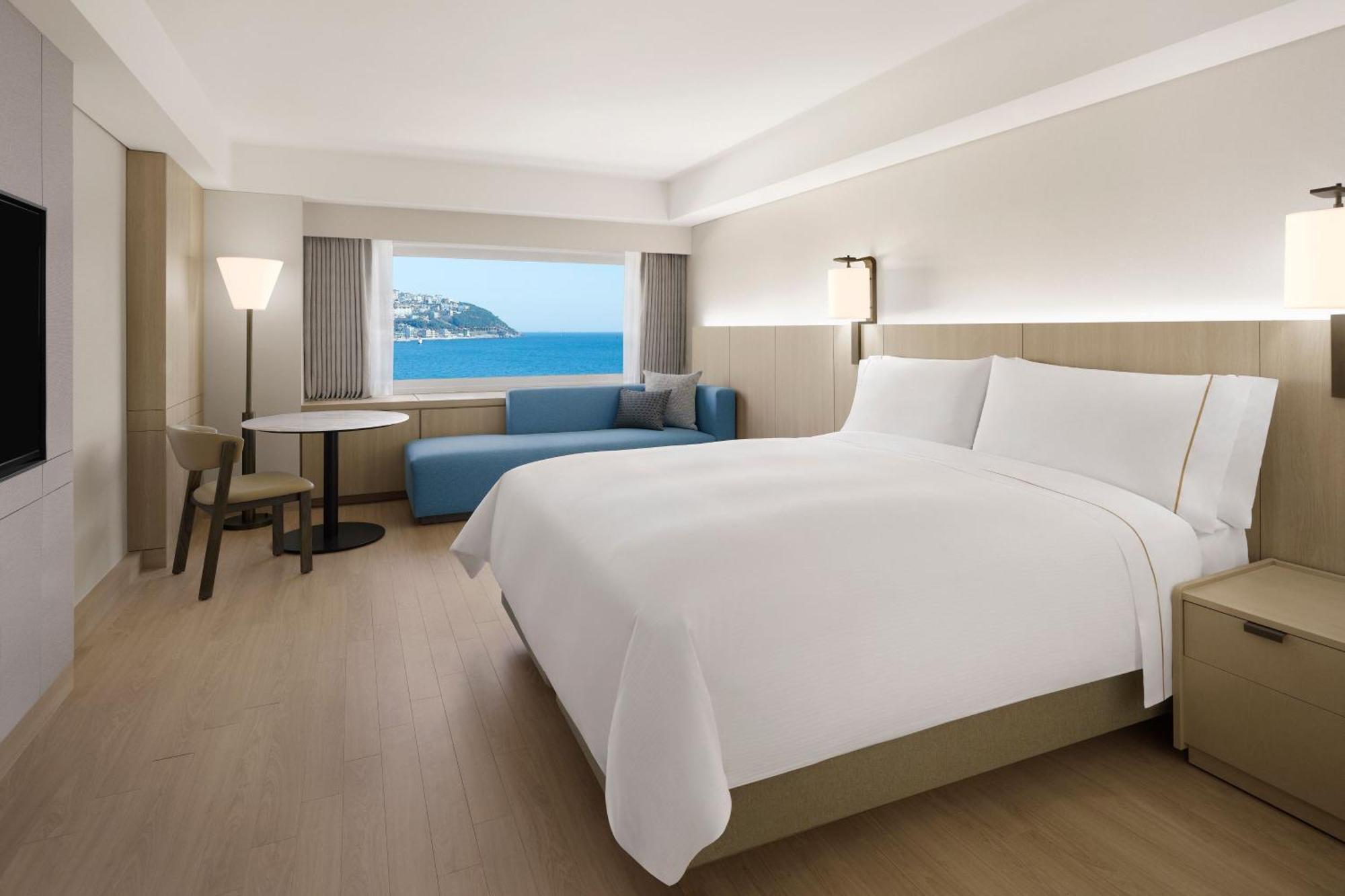 Hotel The Westin Josun 5*