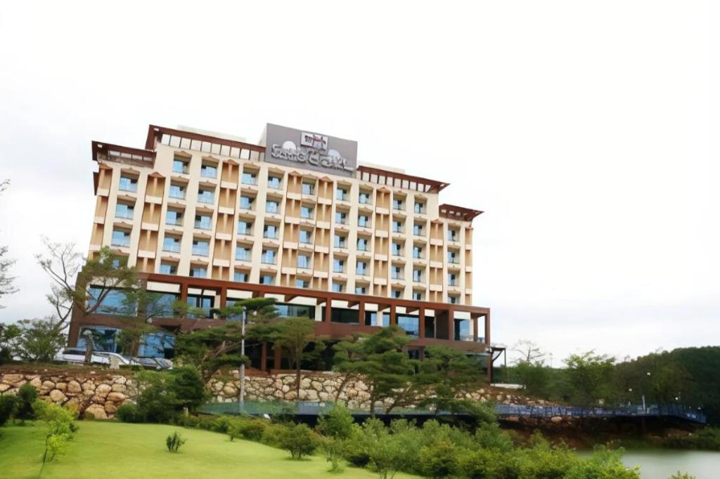 Dongbusan Motel 2*