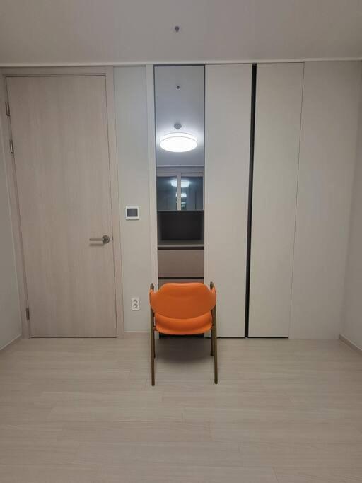 Oceanview - Short And Long Term Busan