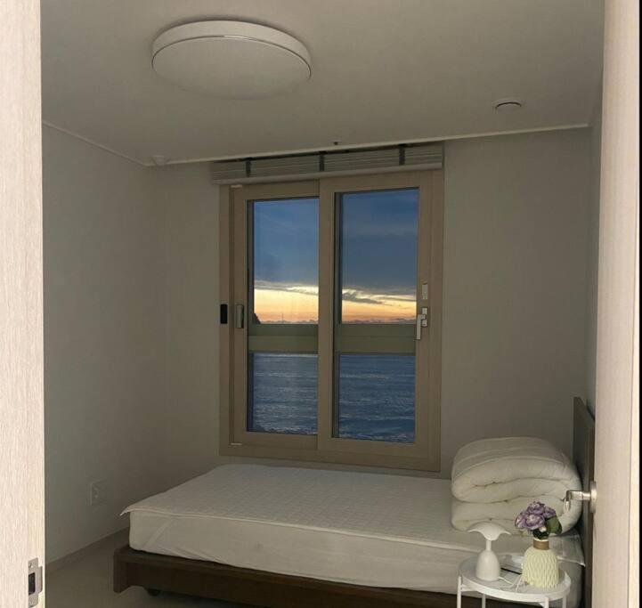 Oceanview - Short And Long Term Apartment