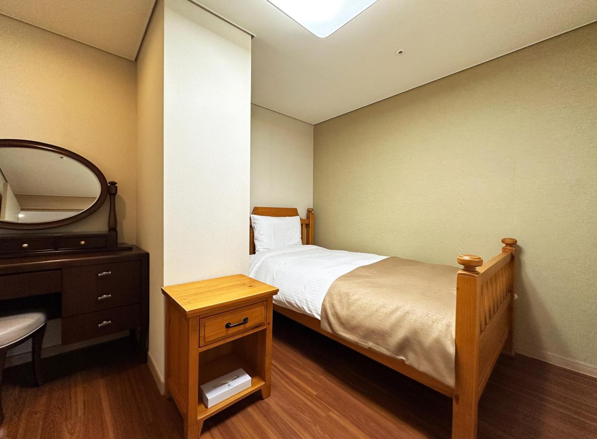 Crown Harbor 4* Busan