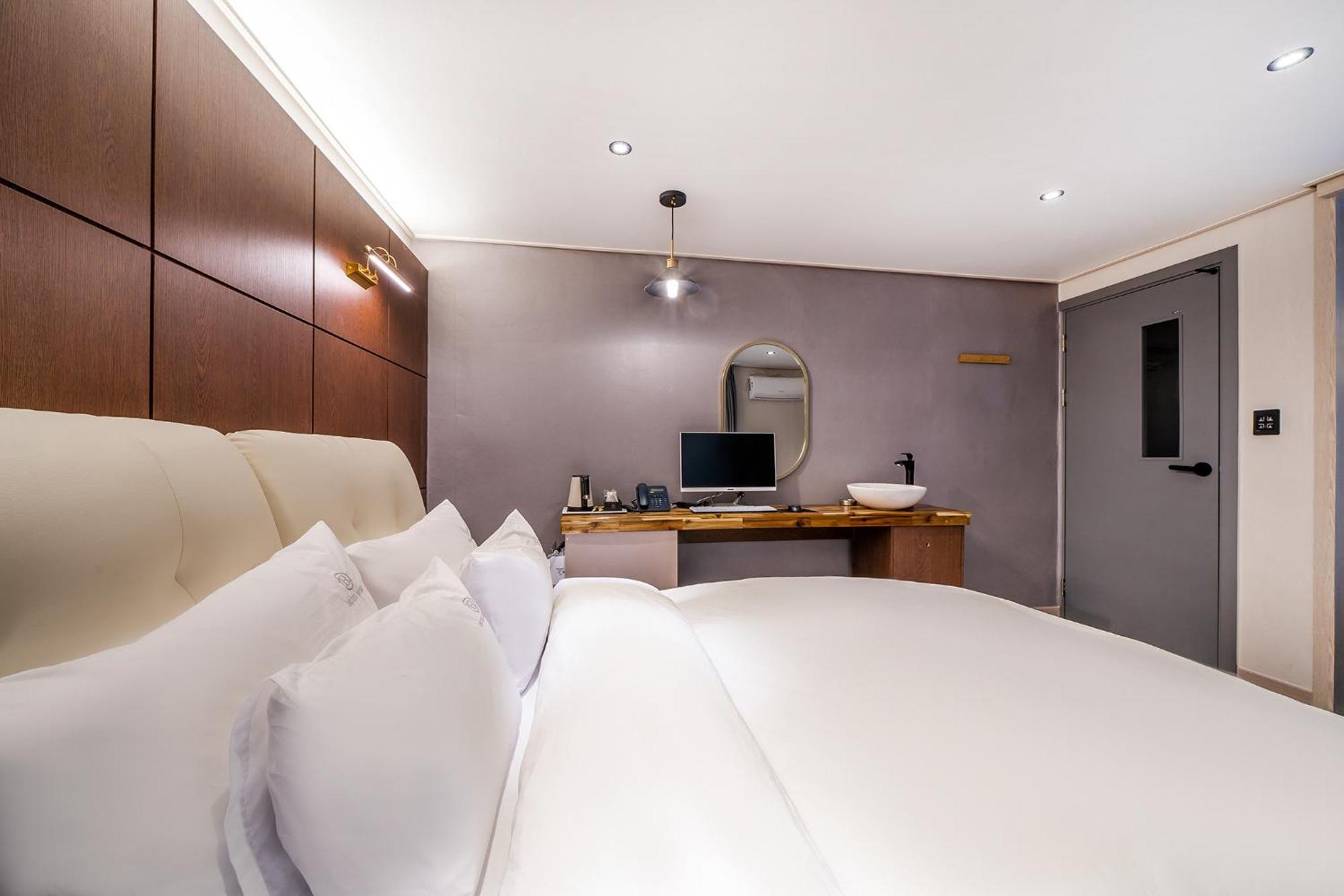 Band Hotel
