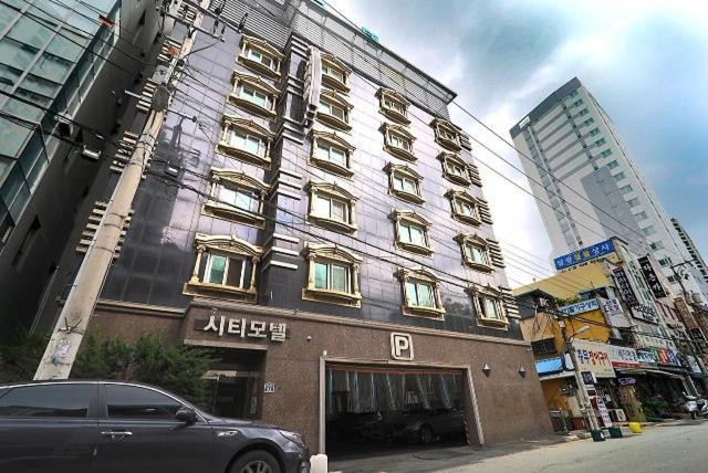 Busan City Hotel *