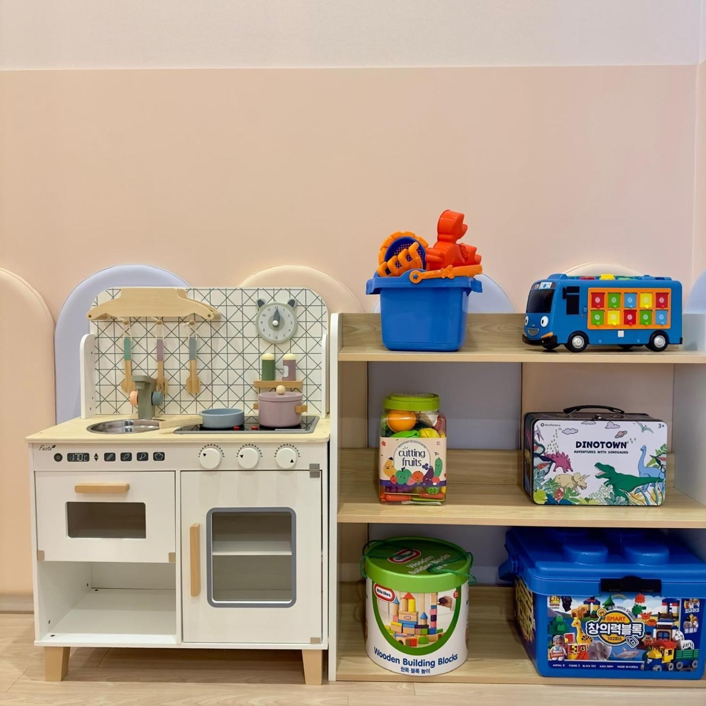 Doan Pool & Kids Hotel Busan