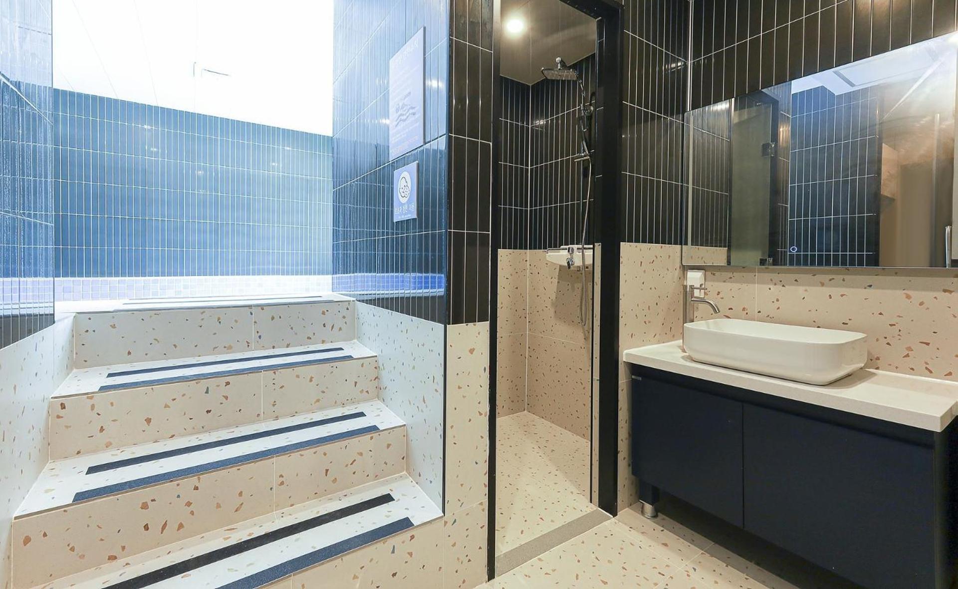 Doan Pool & Kids Hotel Busan