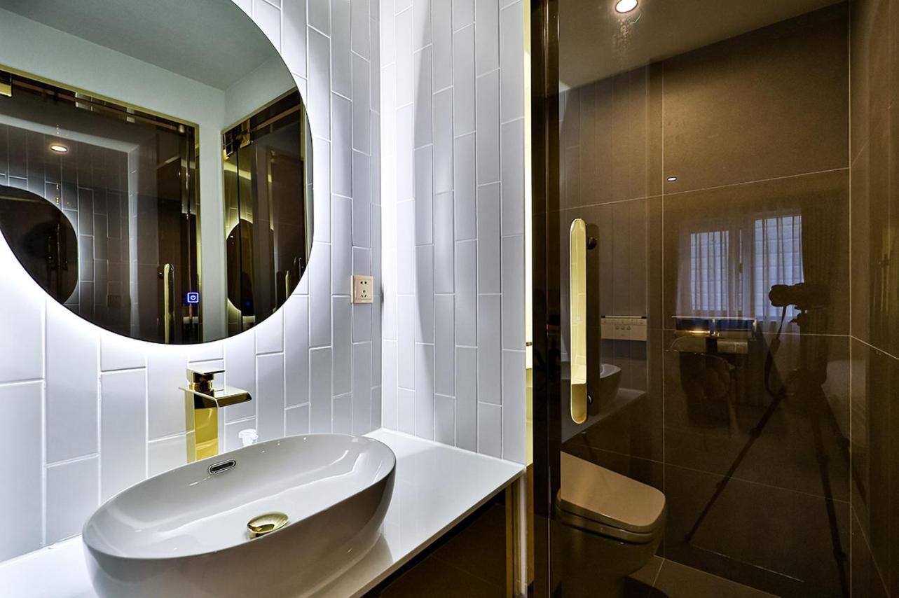 Denbasta Daeyeon Hotel 2*