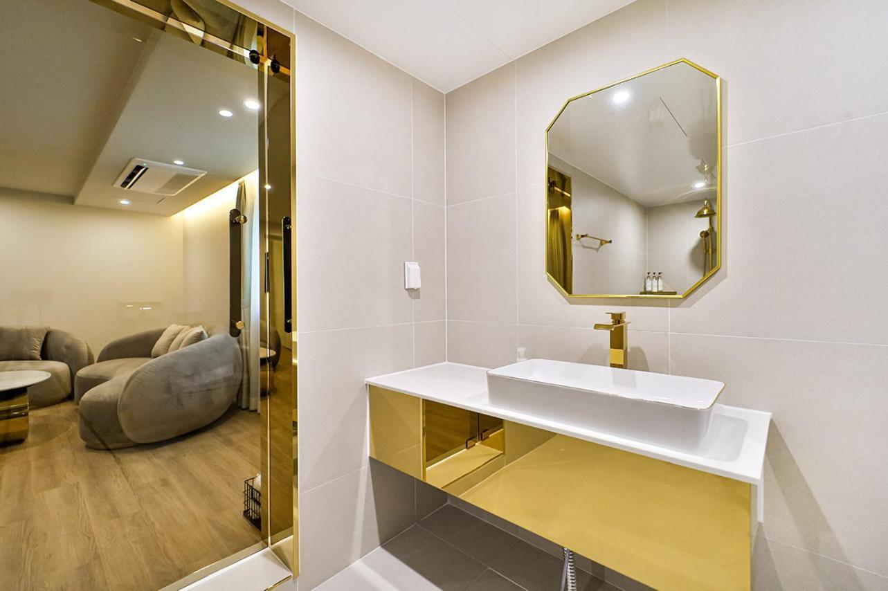Denbasta Daeyeon Hotel 2*