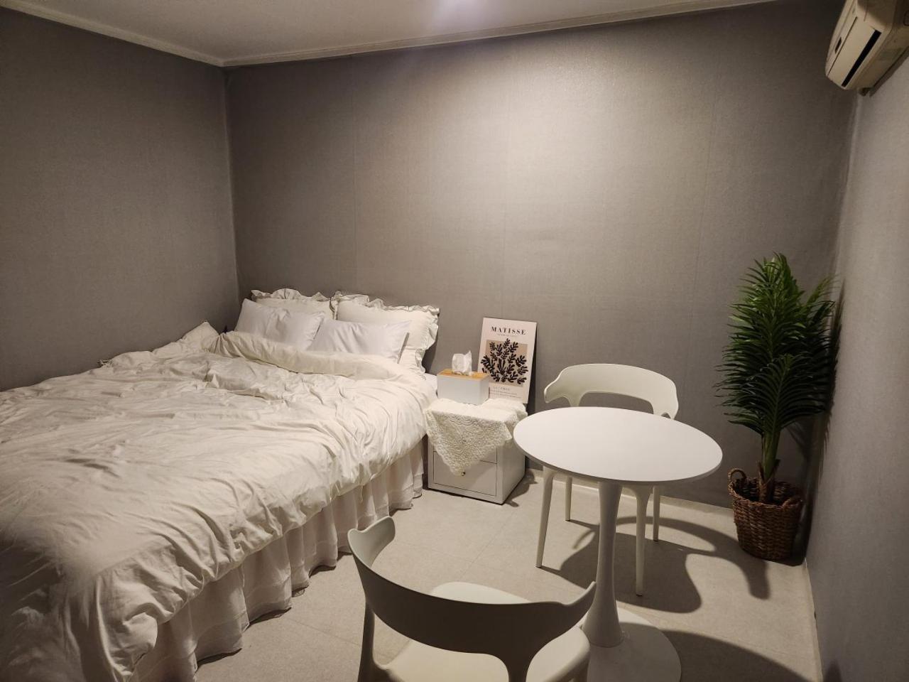 Motel Mido *
