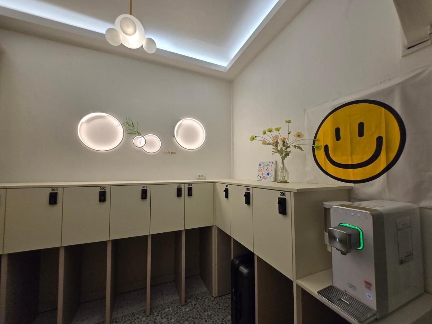 Airbnb Circle Guest house