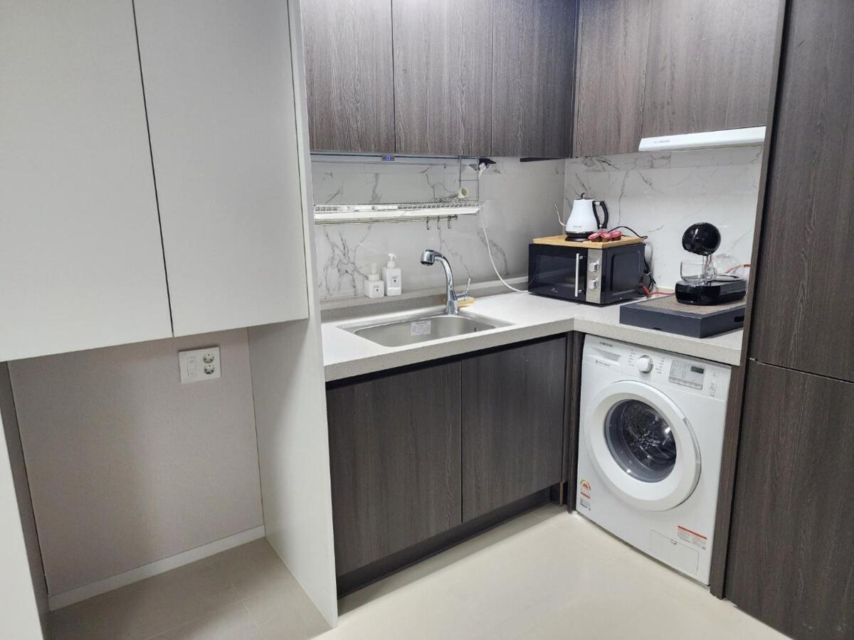 Gwangan - 1sec To Gwanganli Beach, Oceanview Apartment Busan
