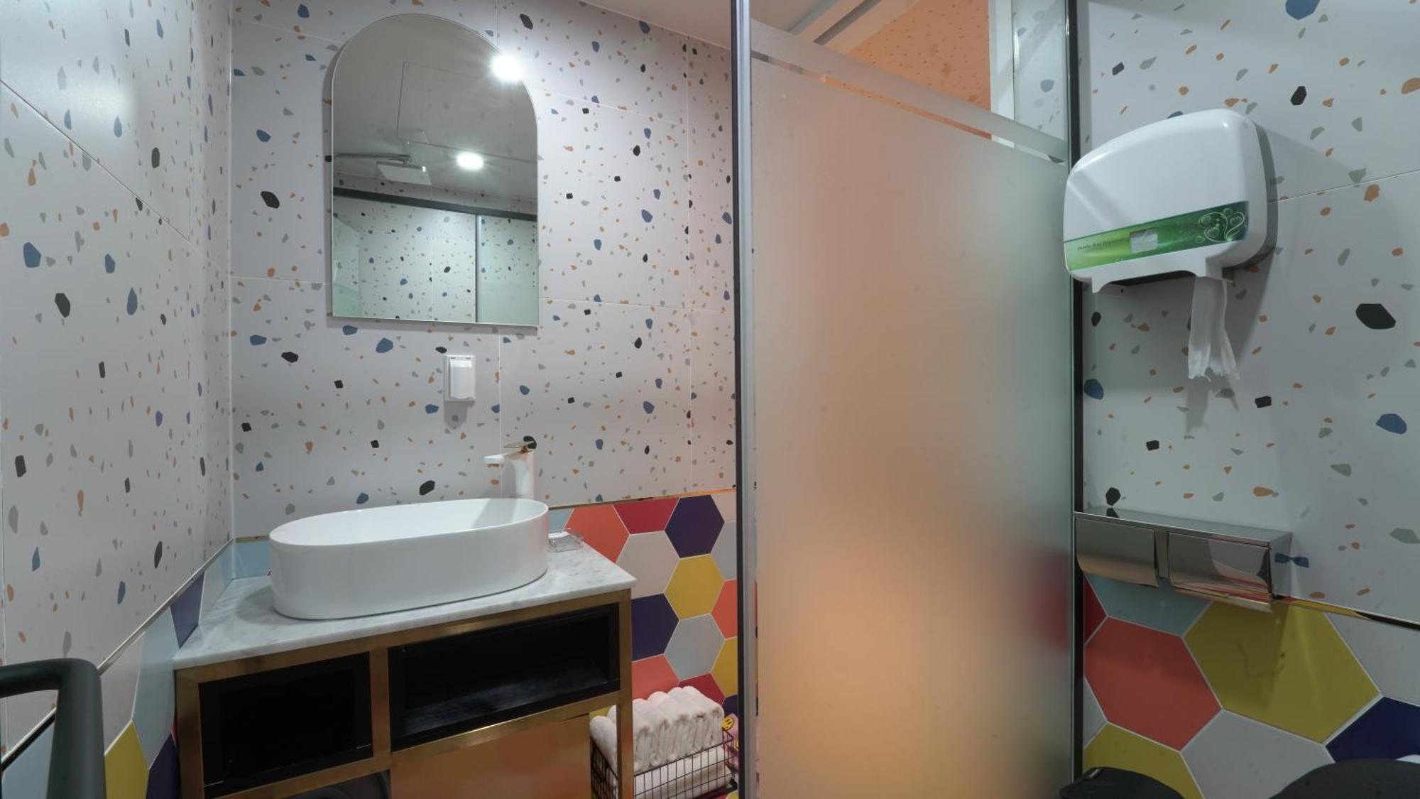 Almond Kids Poolvilla Nampo Busan