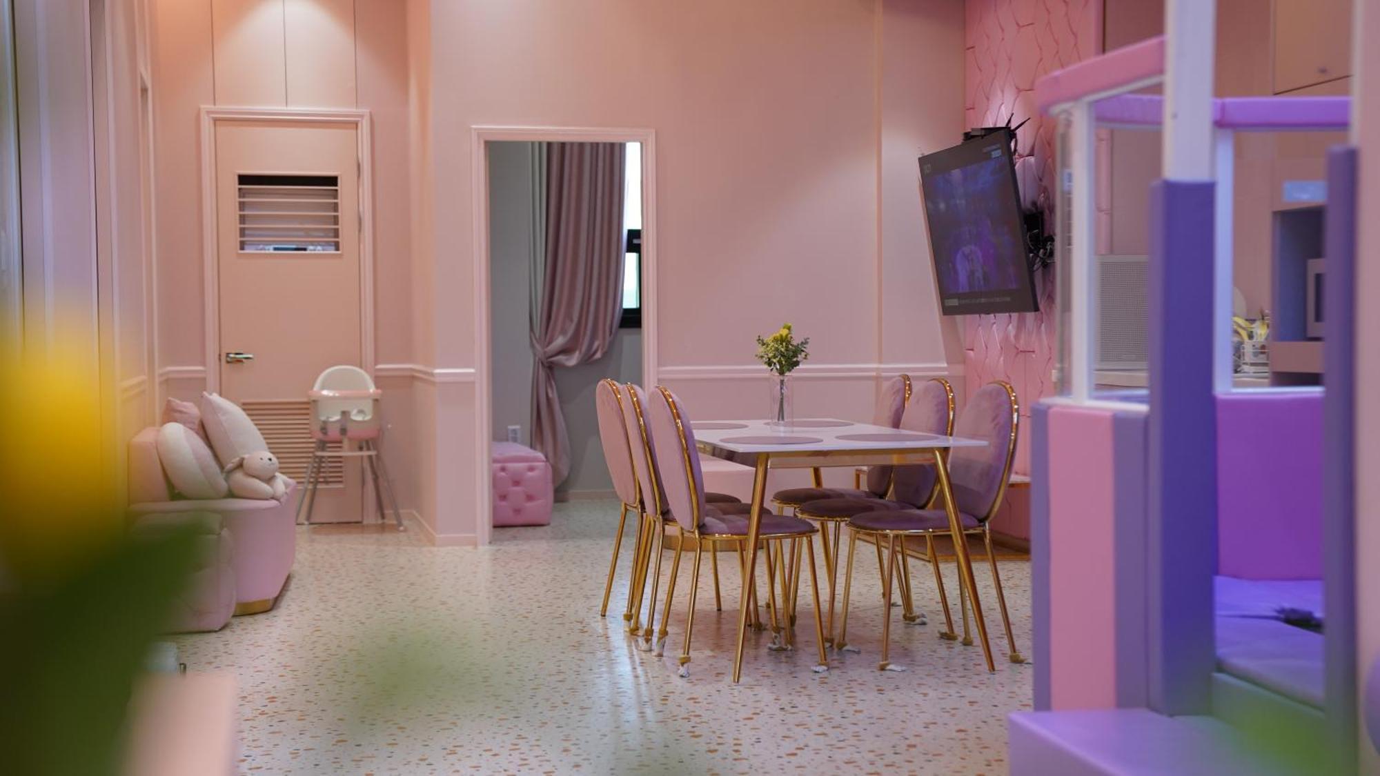 Almond Kids Poolvilla Nampo Busan