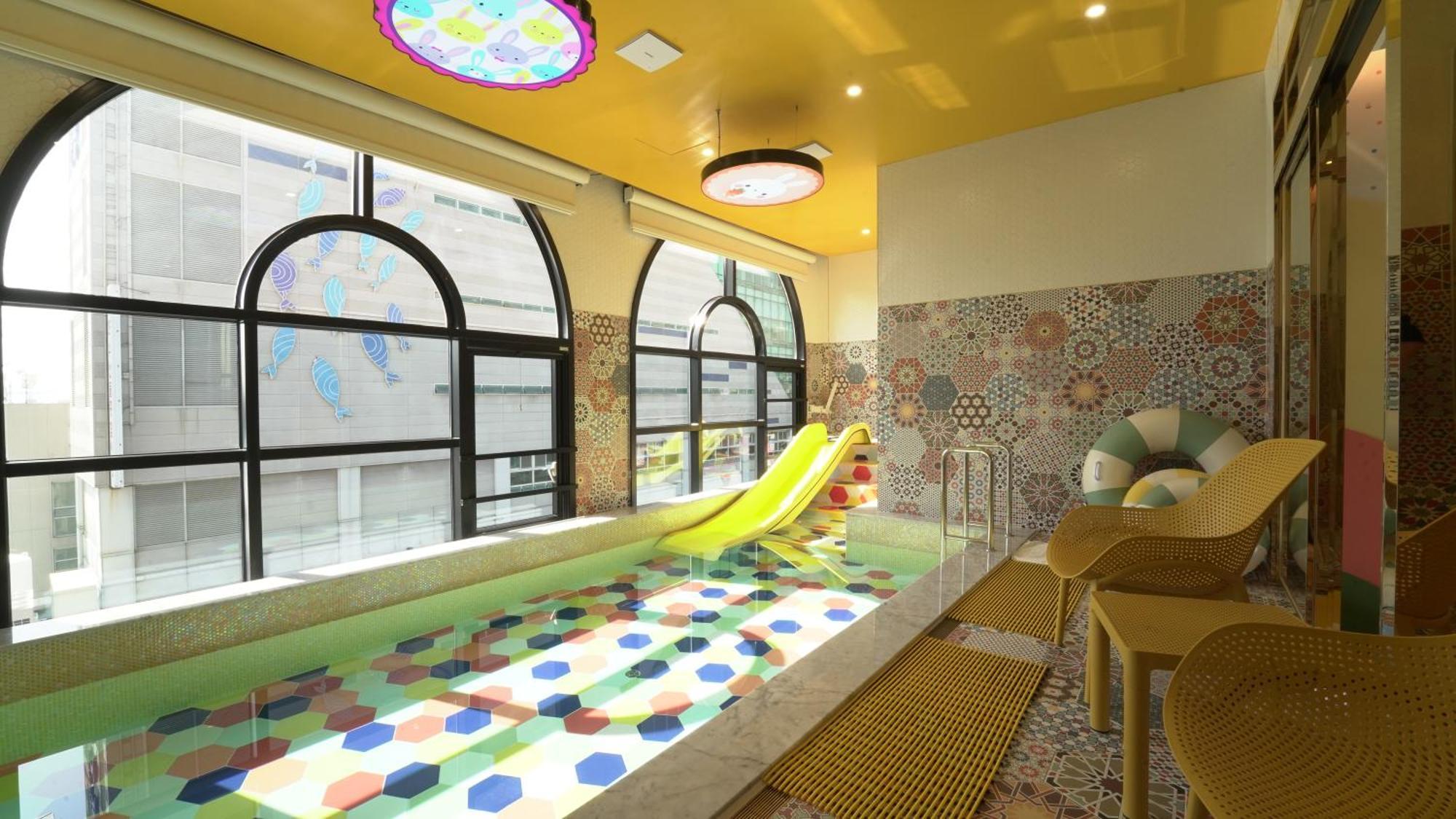 Almond Kids Poolvilla Nampo * Busan