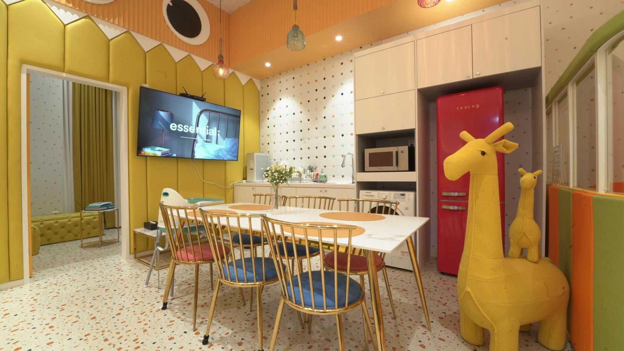 Almond Kids Poolvilla Nampo *