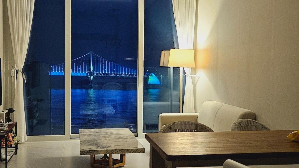 Apartment Royal Floor # 2bedrooms 2bathrooms # Bath Busan