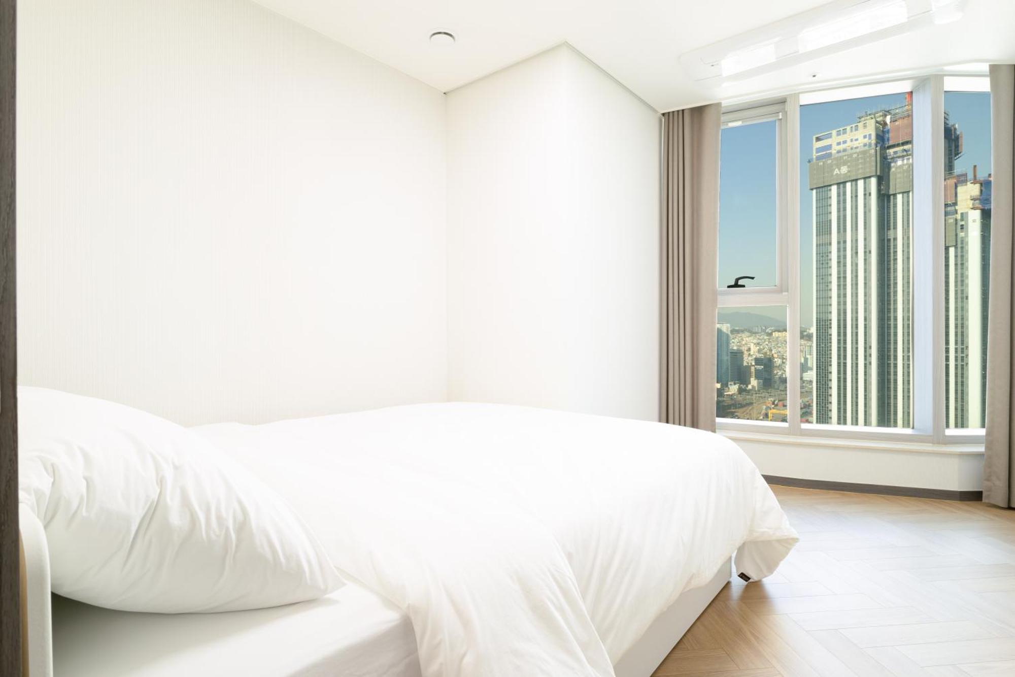 Brown Station Apartamento Busan