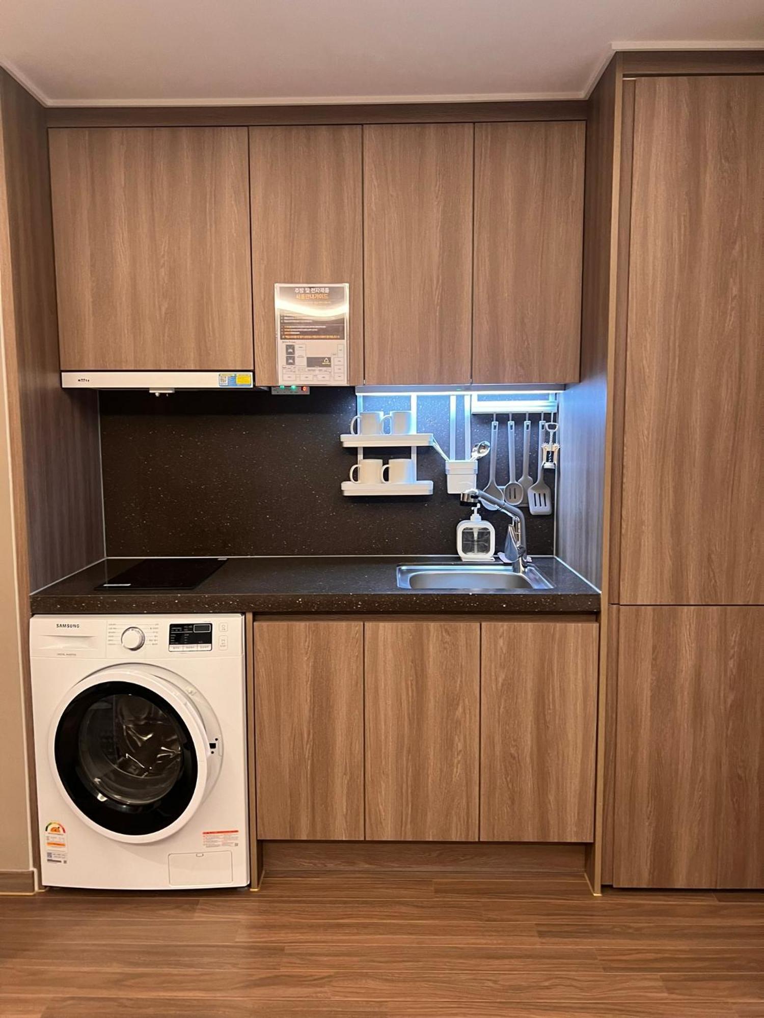 Haeundae La Khách sạn 3*