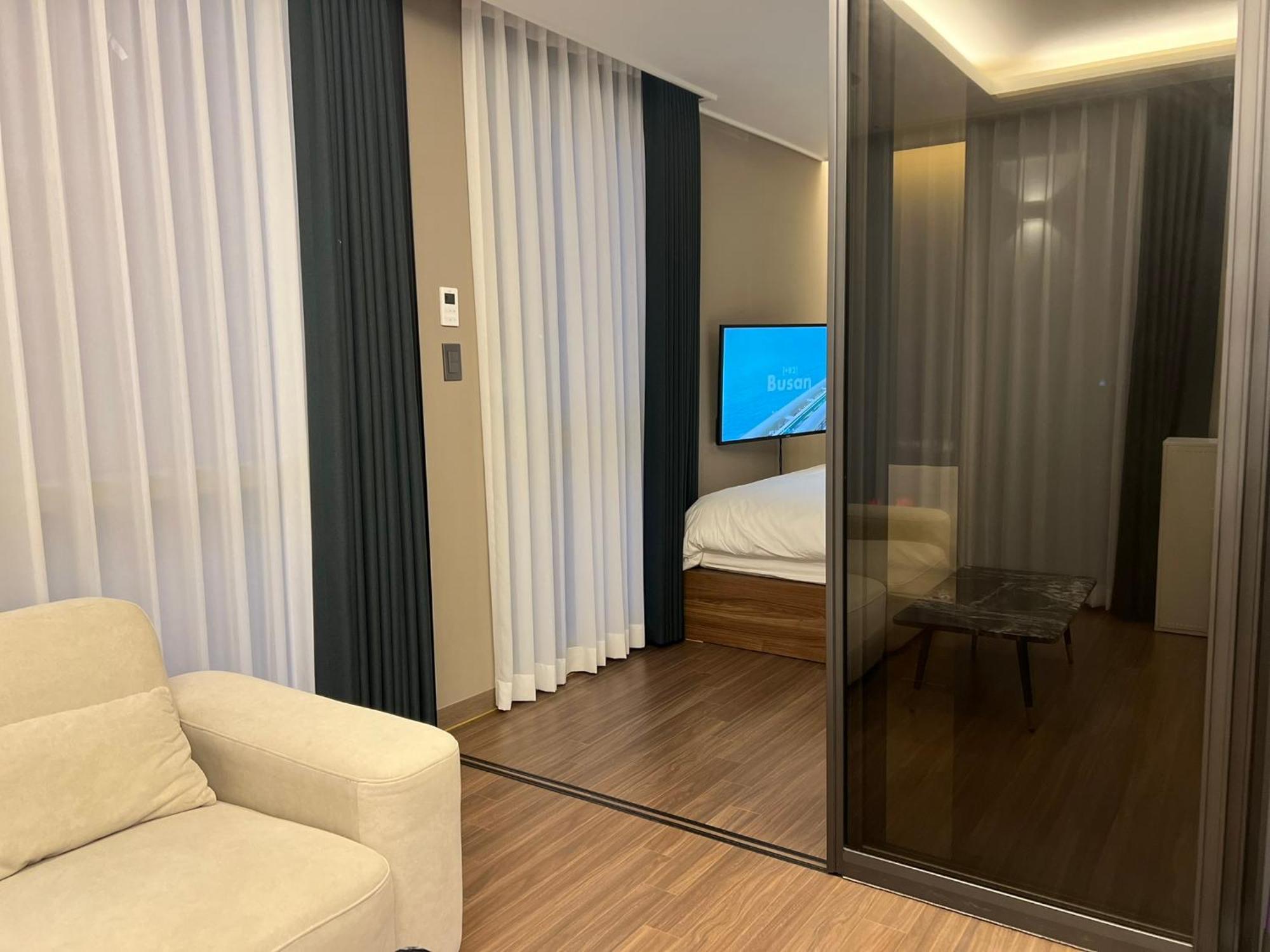 Haeundae La Khách sạn