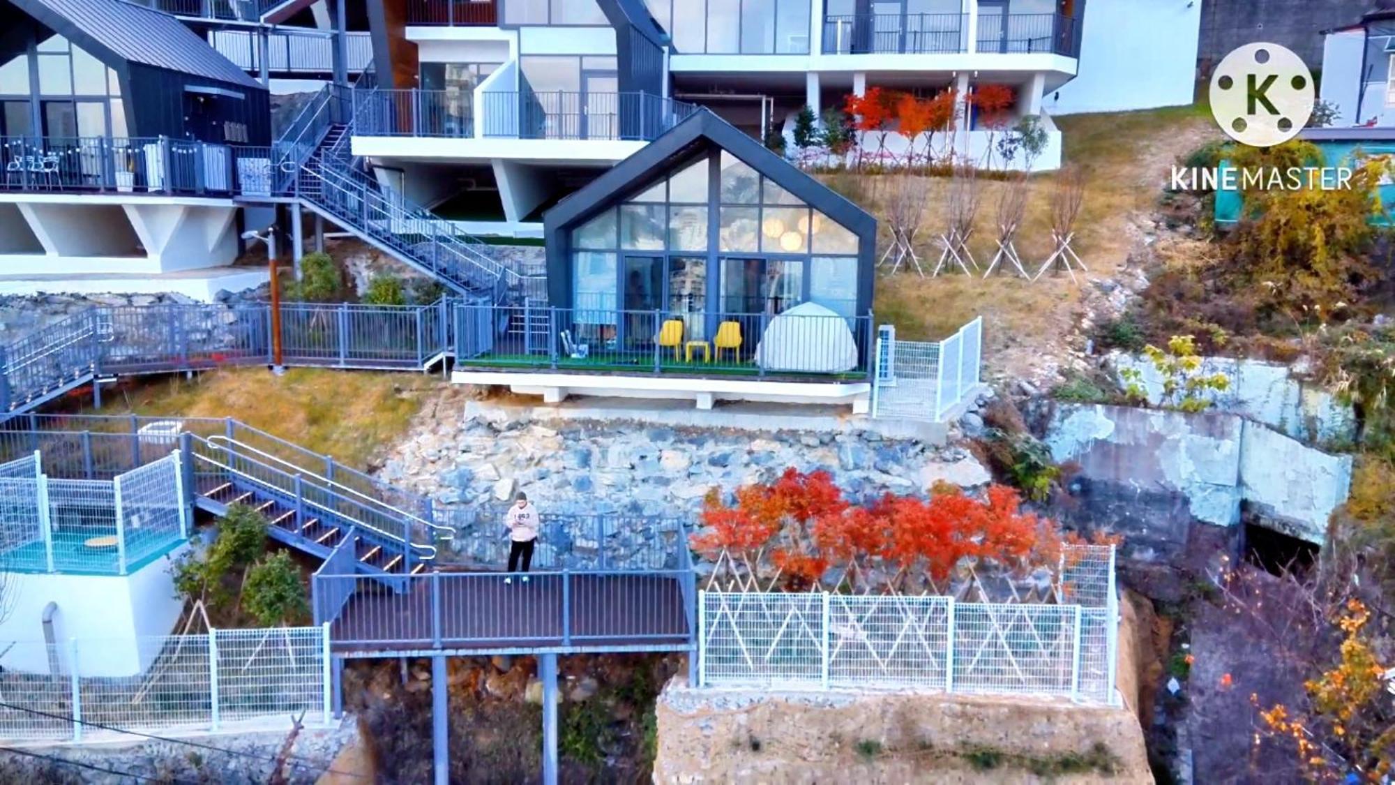 Under The Clouds Apartment Busan