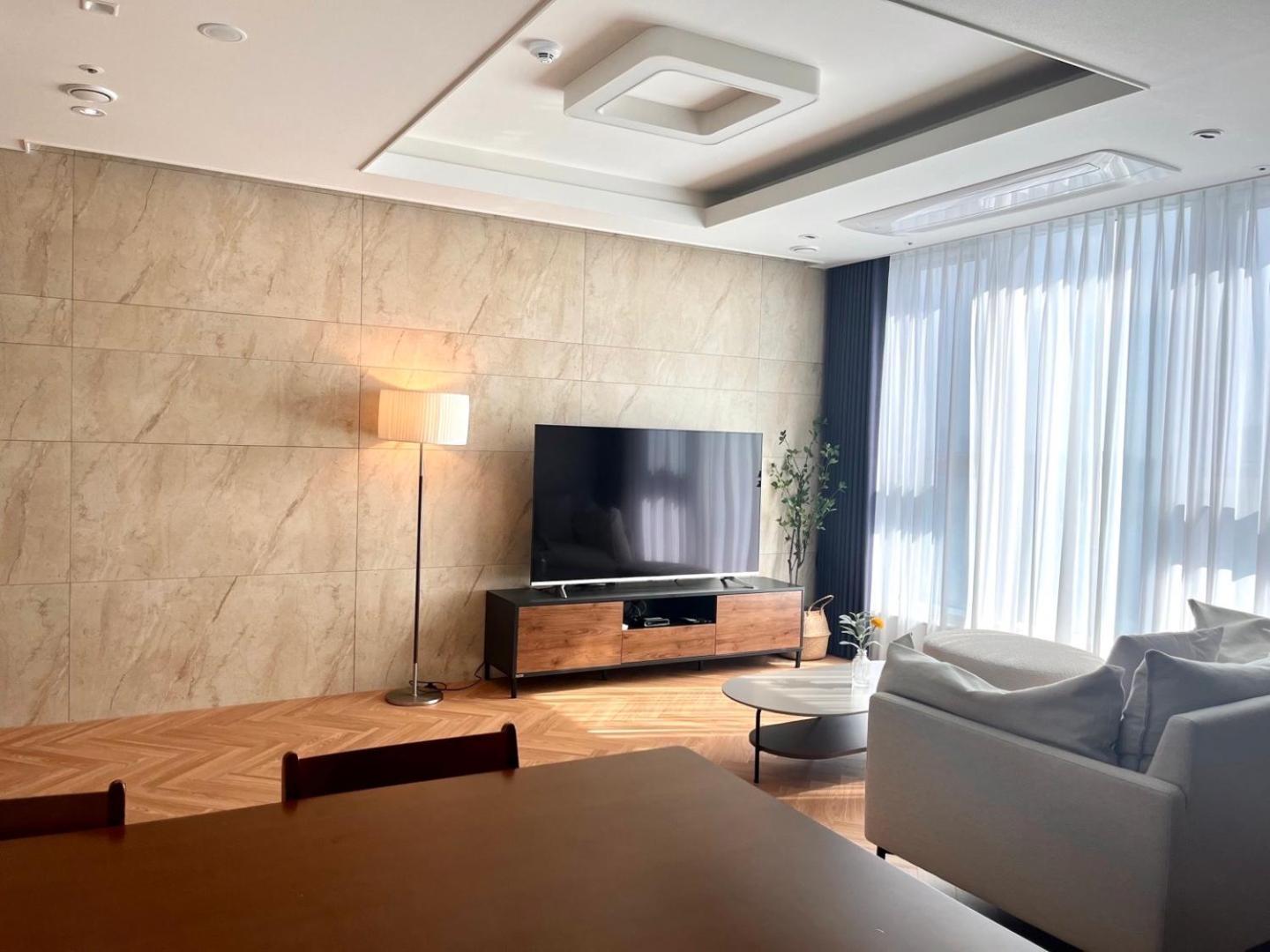 Apartment Korea *