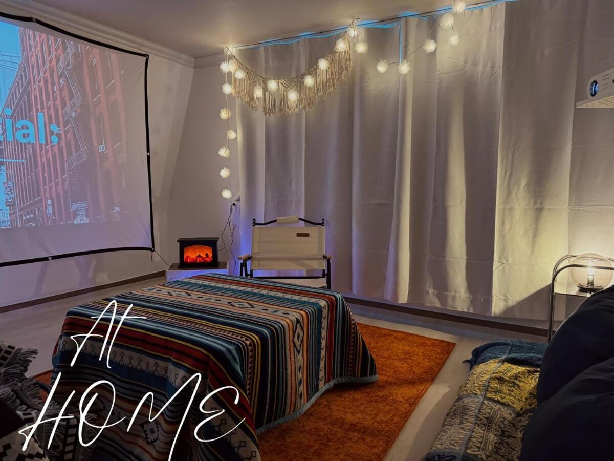 Pousada At Home, Sunny Emotional House, Free Parking, 3q Beds, Attic Movie Theater *