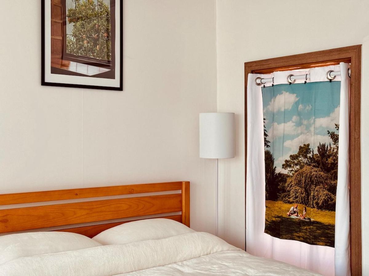 Pousada At Home, Sunny Emotional House, Free Parking, 3q Beds, Attic Movie Theater *