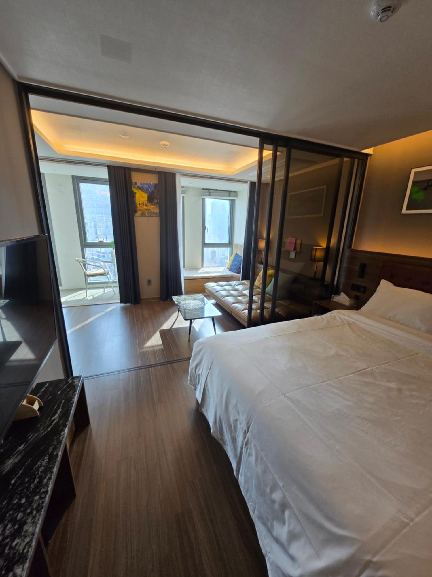 Hera Haeundae Premium Ocean View # Sea View Busan