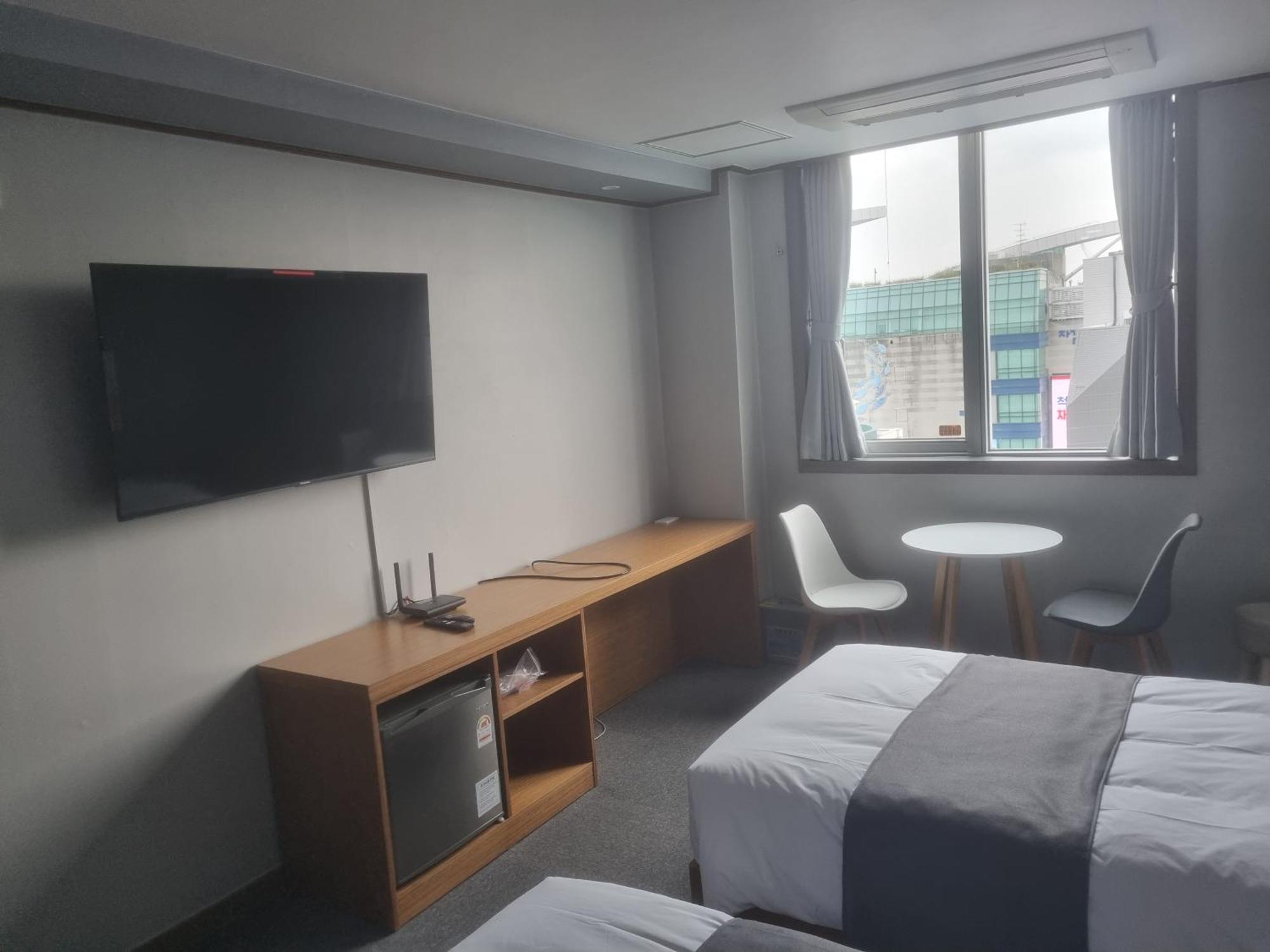 Noah Hotel 3*