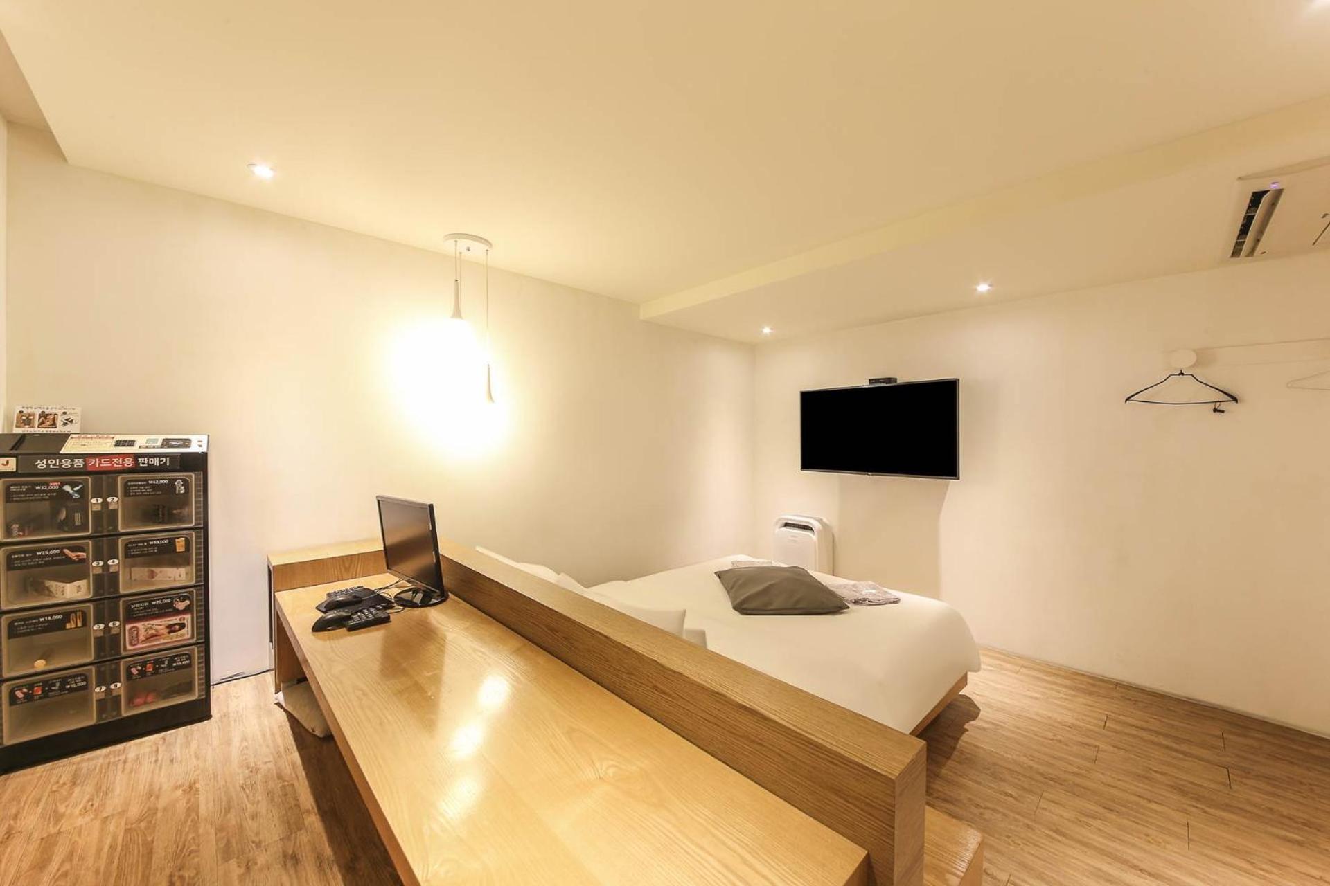 Hotel Yaja Sasang Terminal