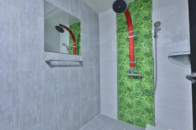 Motel Gangseo Sinhodong Business