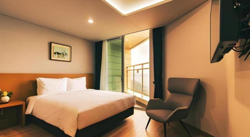 Kwangsu Hotel 4*