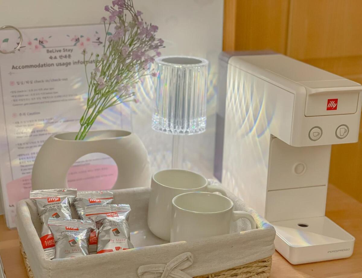 Belivestay, Gwangalli, Maximum 5 People, Free Netflix,wi-fi Apartment *
