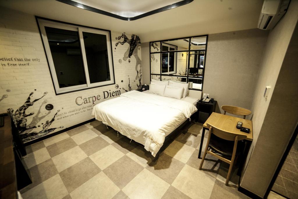 Motel Oz Oncheonjang Busan