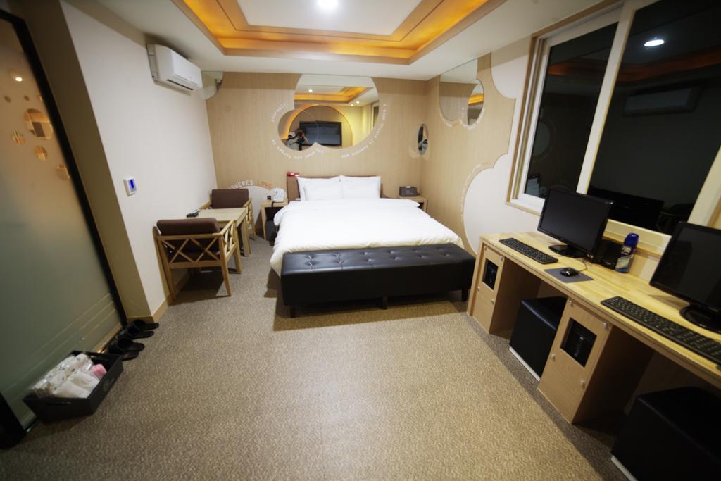 Motel Oz Oncheonjang 3*