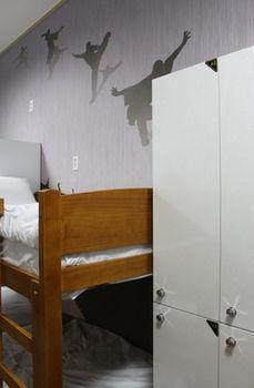 Terra Hostel *