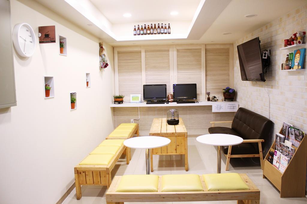 Maya Guest house