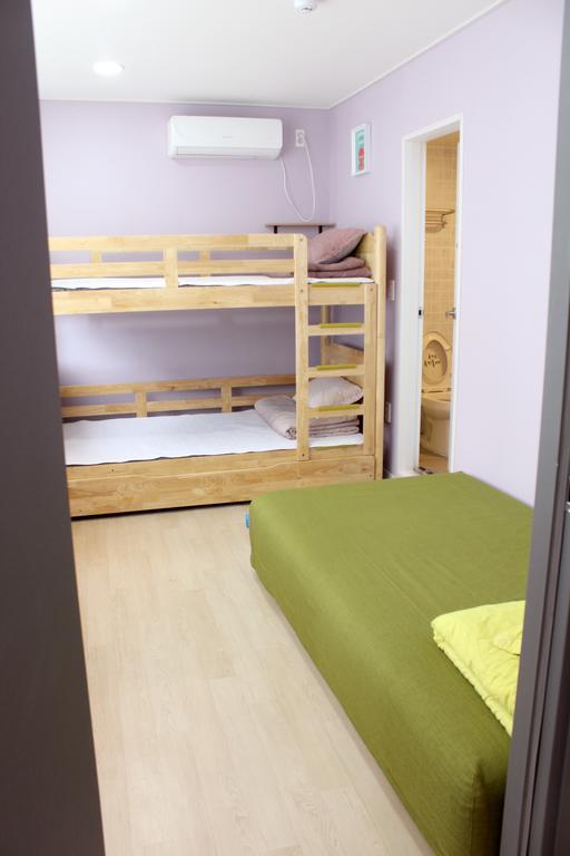 Viva Guesthouse Guest house Busan