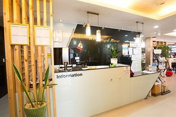 Hotel The Moon 2*