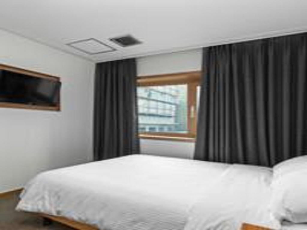 Tourist Hotel