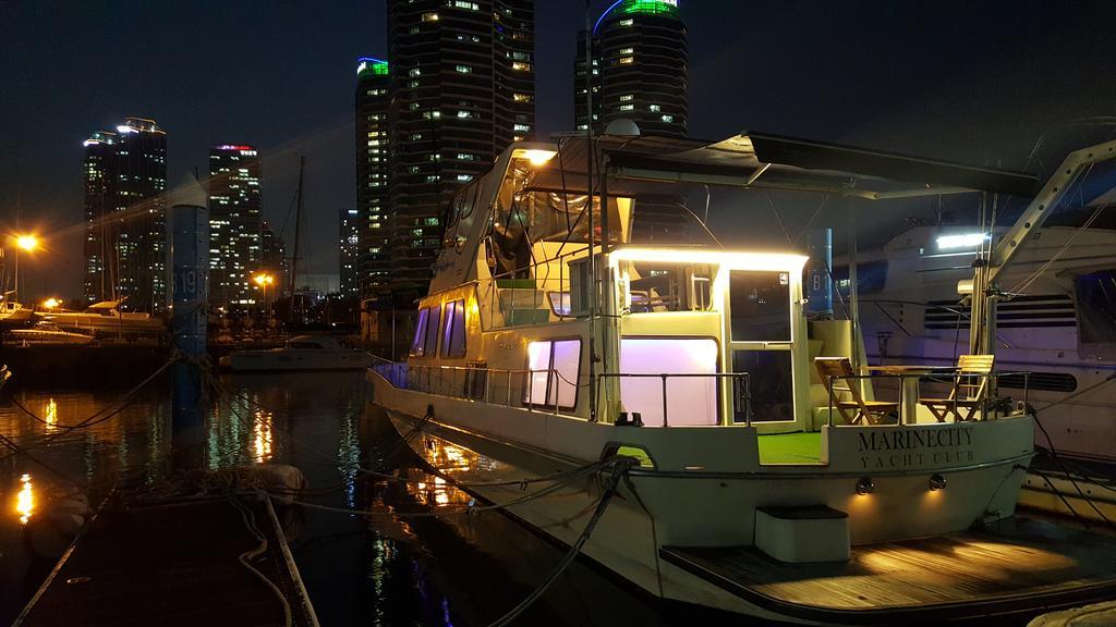 Botel Marine City Club Yacht Busan