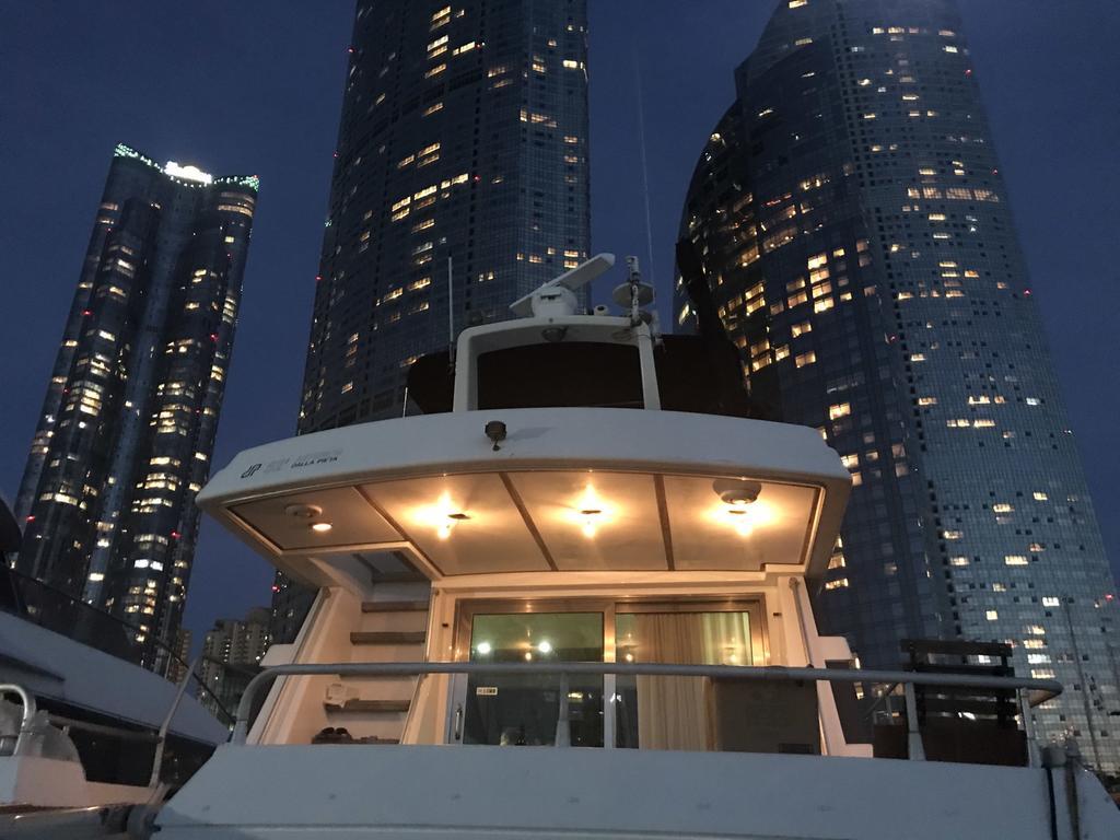 Sea And Yacht Botel 4*