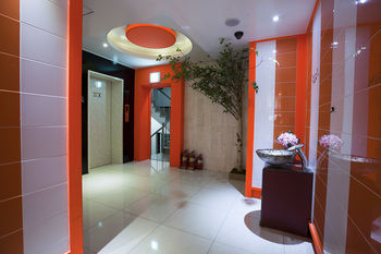 Max Hotel 2*